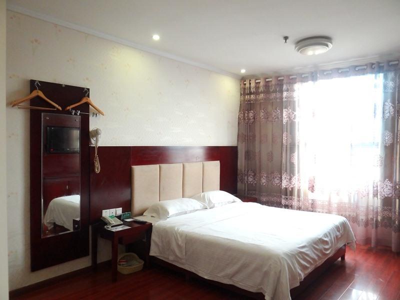 Greentree Alliance Jiangxi Nanchang Honggutan Middle Fenghuang Avenue Hotel Екстериор снимка