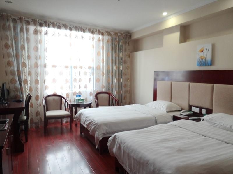 Greentree Alliance Jiangxi Nanchang Honggutan Middle Fenghuang Avenue Hotel Екстериор снимка
