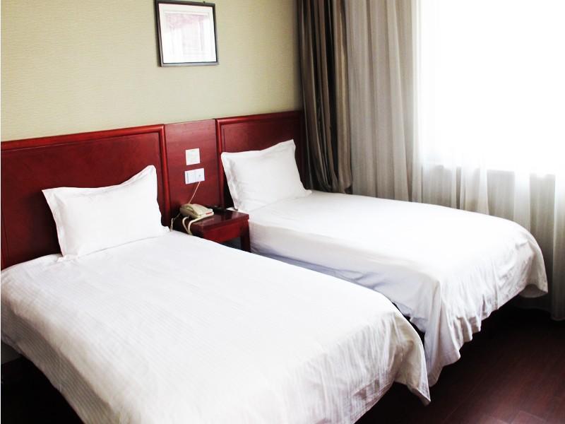 Greentree Alliance Jiangxi Nanchang Honggutan Middle Fenghuang Avenue Hotel Екстериор снимка