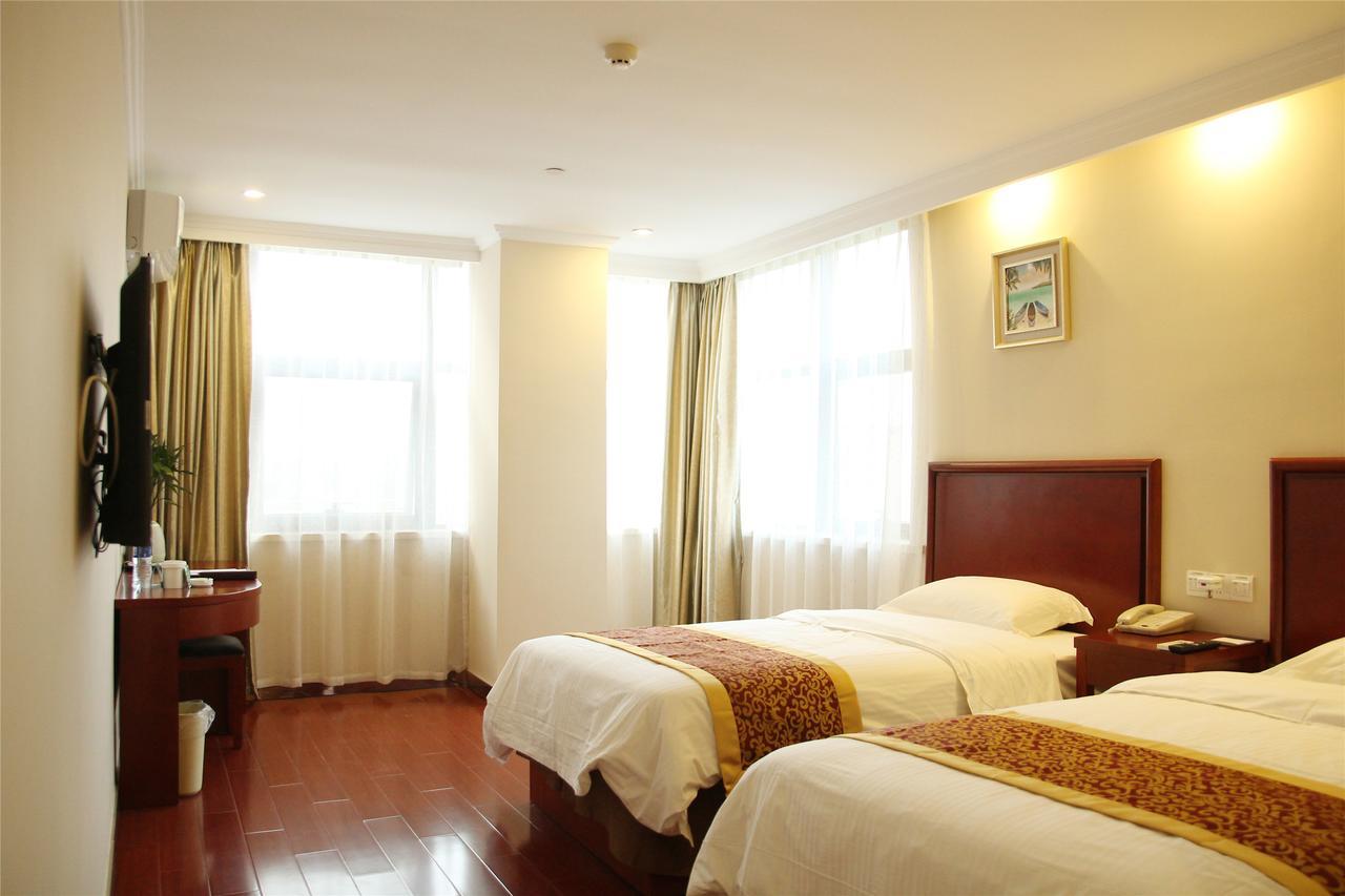 Greentree Alliance Jiangxi Nanchang Honggutan Middle Fenghuang Avenue Hotel Екстериор снимка