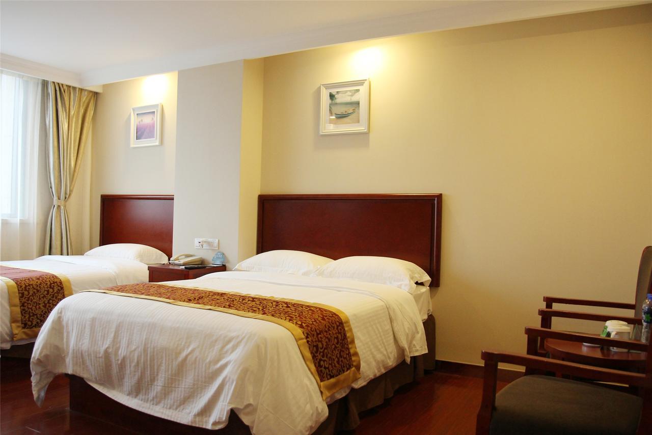 Greentree Alliance Jiangxi Nanchang Honggutan Middle Fenghuang Avenue Hotel Екстериор снимка